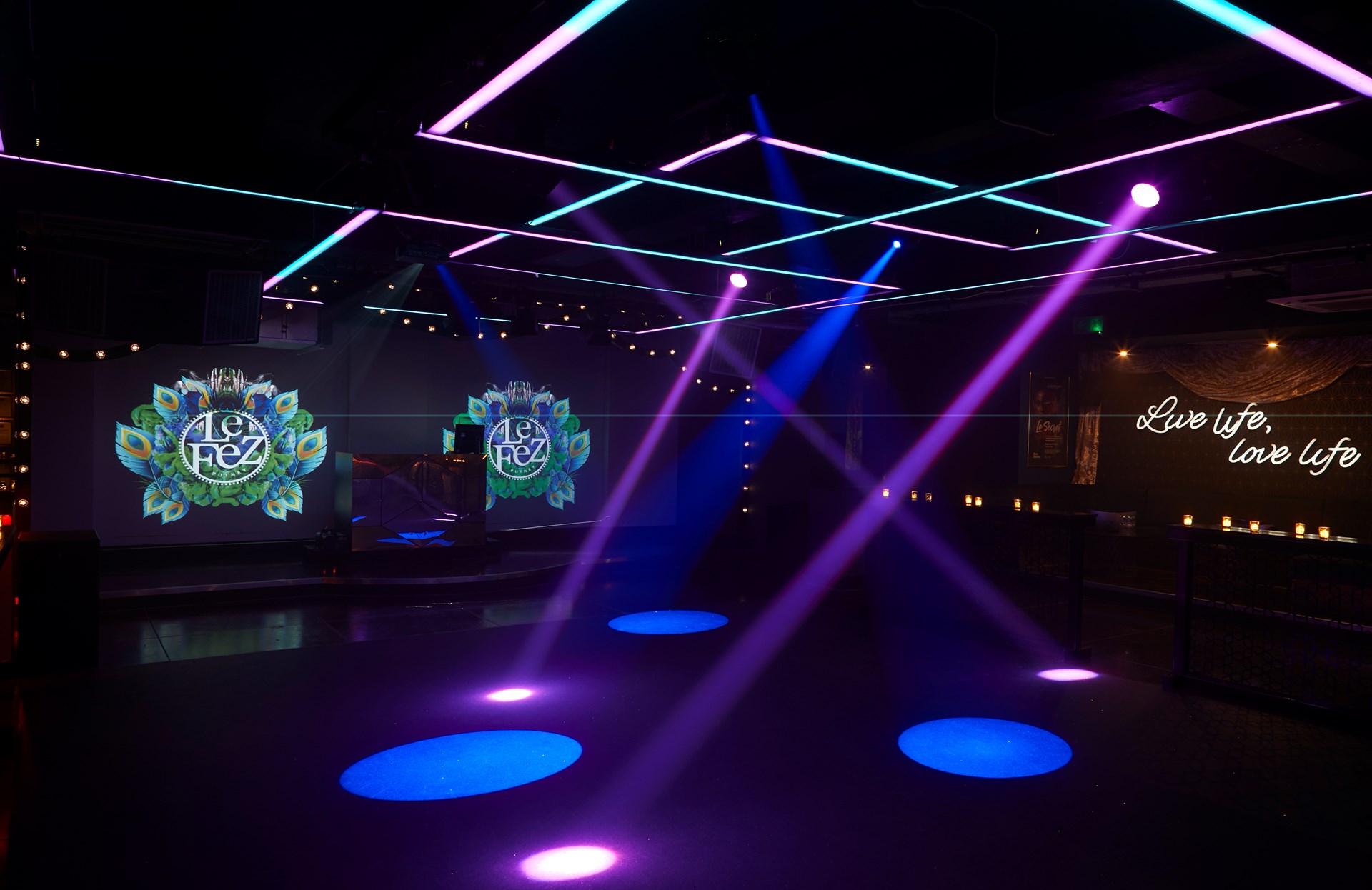 Le Club Box On Private Hire Page